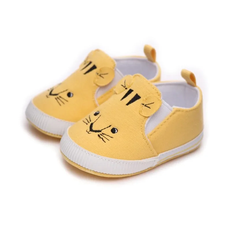 Модная детская обувь с героями мультфильмов Унисекс доступная плоская удобная детская обувь для малышей