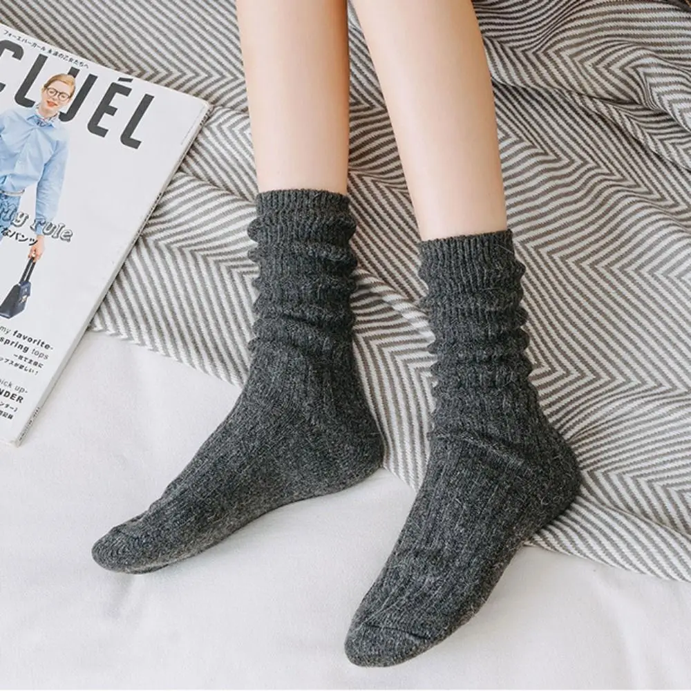 Простые удобные толстые модные однотонные хлопчатобумажные носки в корейском стиле в стиле ретро, женские шерстяные носки, чулочно-носочные изделия средней длины