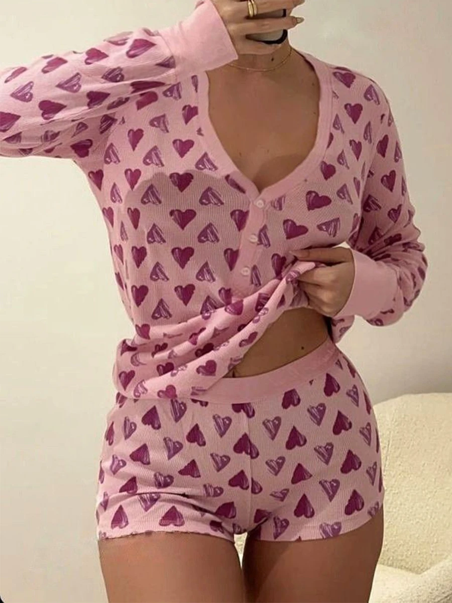 Женский пижамный комплект на День Святого Валентина, футболка с принтом в виде сердца и пуговиц, шорты, пижамы, одежда для отдыха