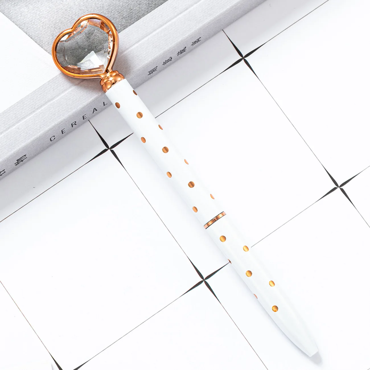 30шт Шариковая ручка с бриллиантами в форме сердца Точечные ручки для письма Школьные принадлежности