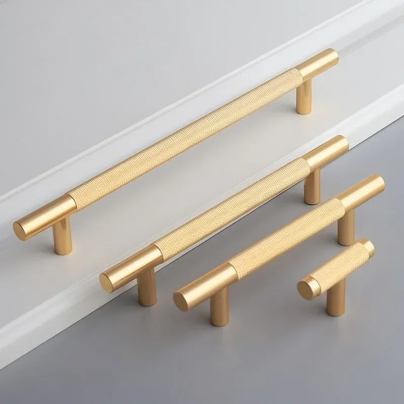 Современные золотые ручки с накаткой - обновите свои кухонные шкафы и ящики с помощью этих стильных ручек!