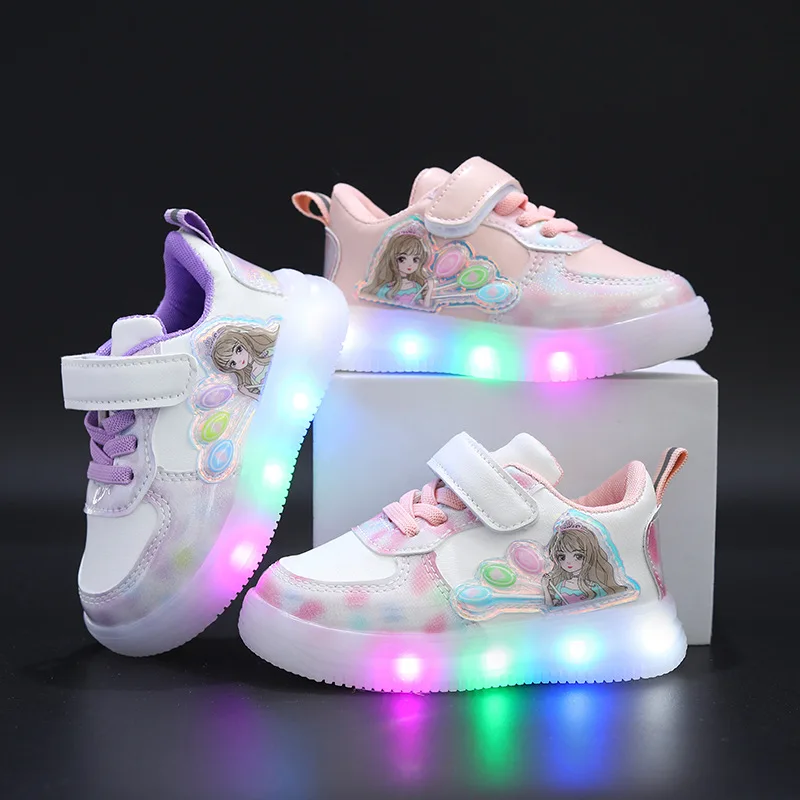 Детская Спортивная обувь для девочек со светодиодной подсветкой на Мягкой Подошве и Дышащими кроссовками Для бега Casual Sneaker Child