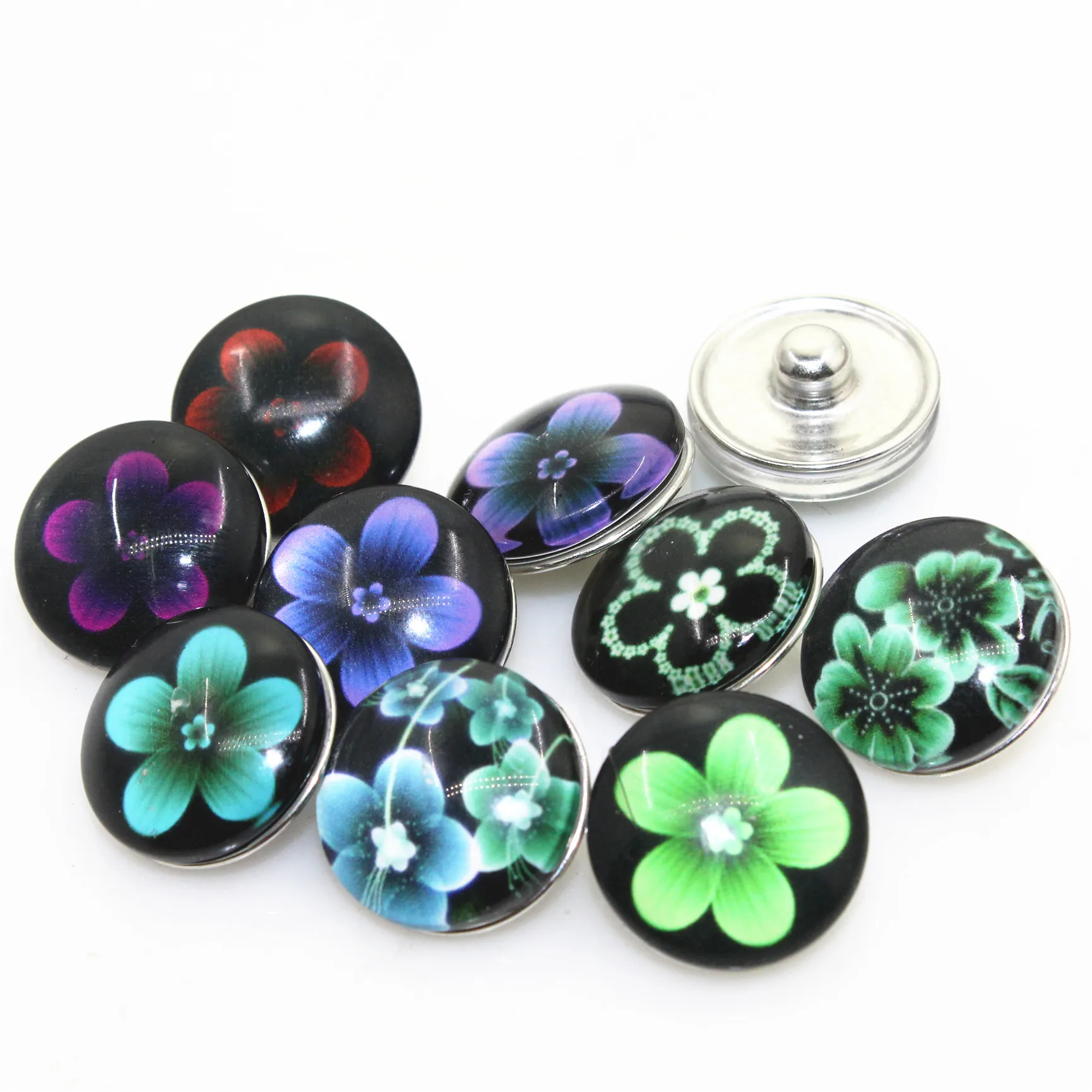 Микс 20шт цветов 18 мм Стеклянные кнопки-защелки для ожерелья, браслета, талисманов, ювелирных аксессуаров своими руками